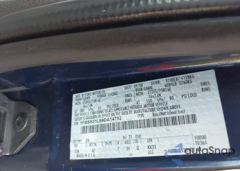 2009 Ford E-350 Super Duty Xl из США, поврежденный, VIN 1FBSS31L69DA14752